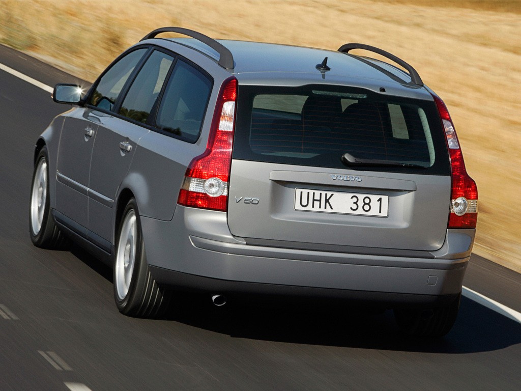 Volvo V50 photo 16