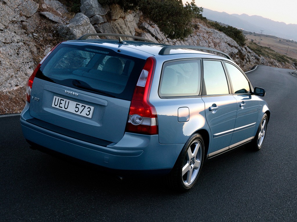 Volvo V50 photo 18