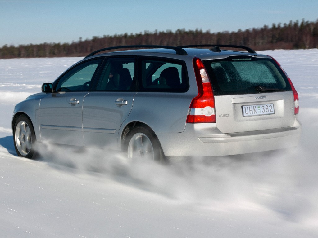 Volvo V50 photo 23