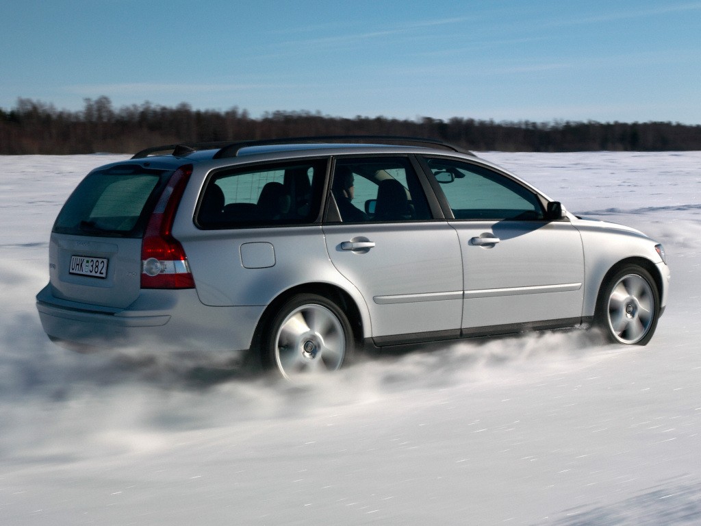 Volvo V50 photo 24