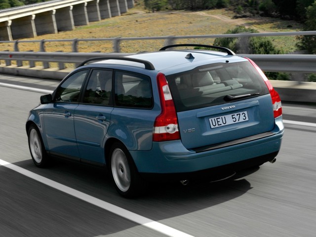 Volvo V50 photo 28