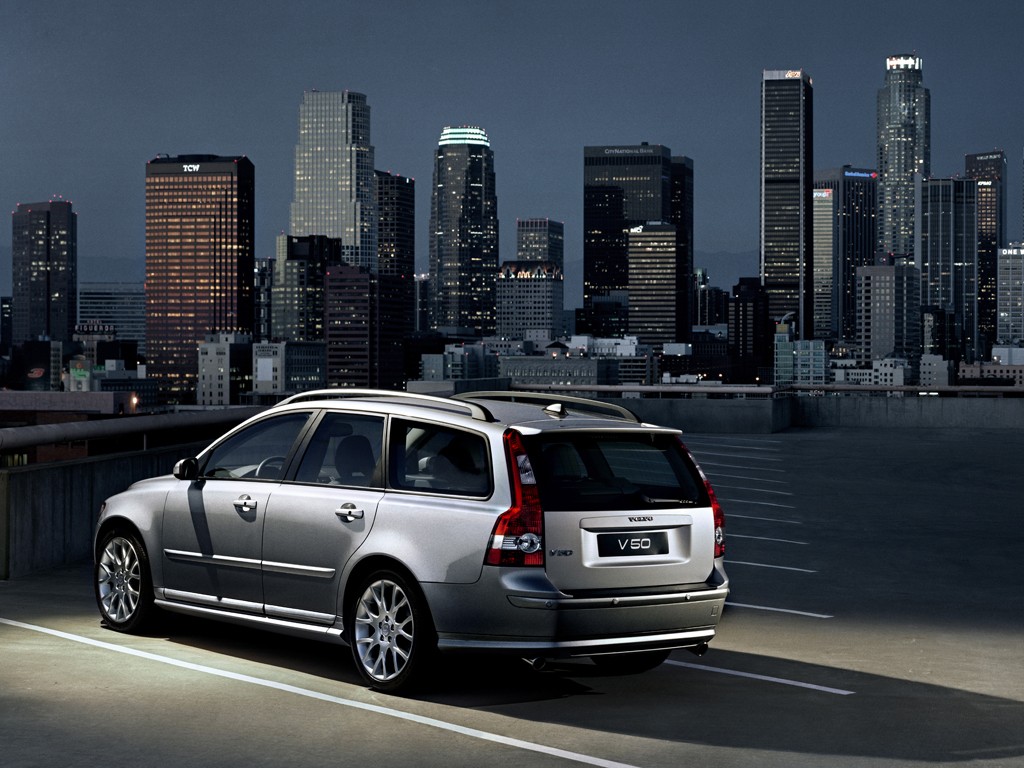 Volvo V50 photo 7