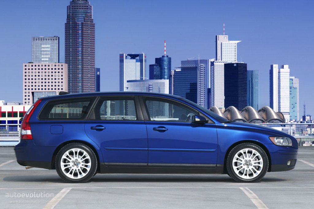 Volvo V50 photo 3