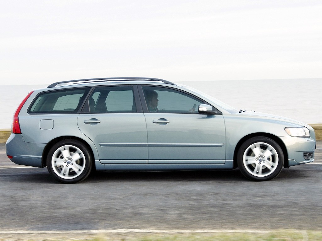 Volvo V50 photo 7