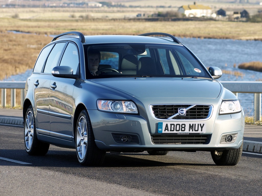 Volvo V50 photo 9