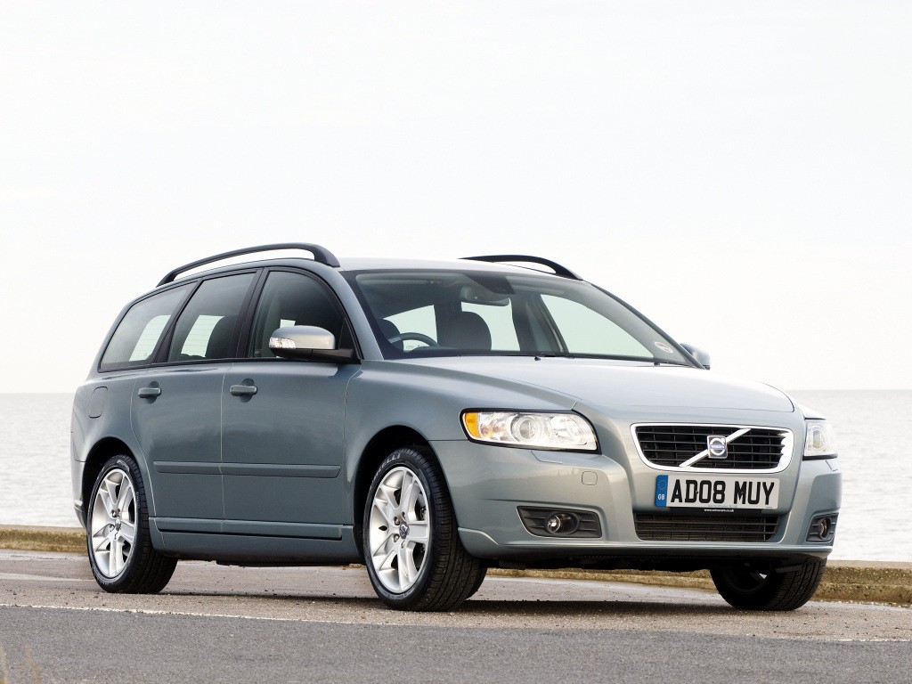 Volvo V50 photo 17