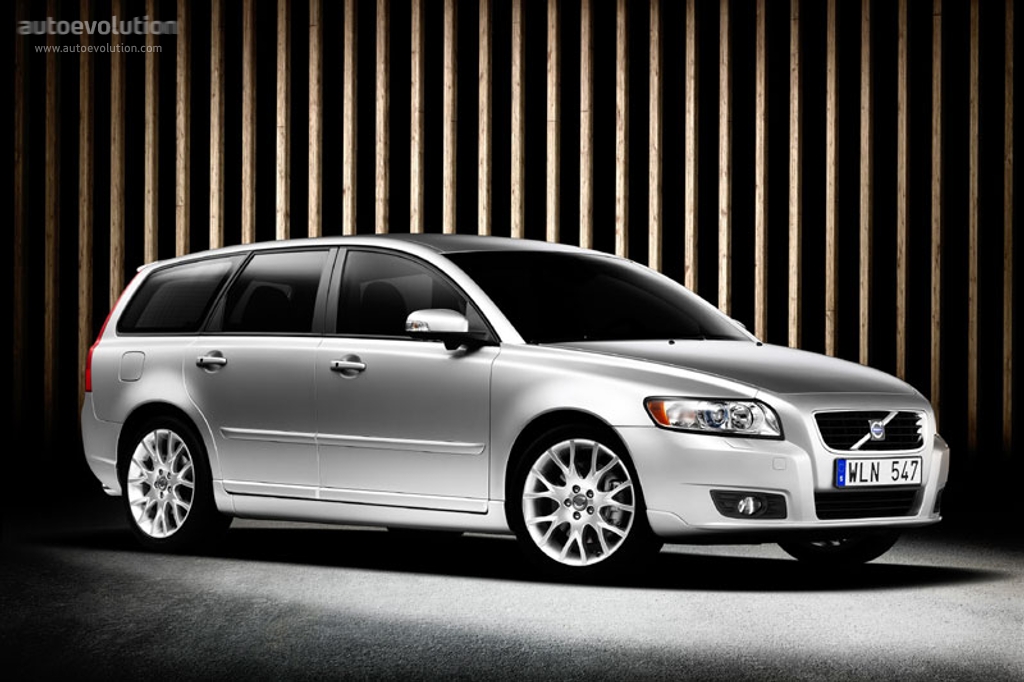 Volvo V50 photo 2
