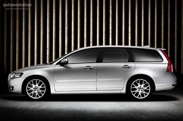 Volvo V50 photo 3