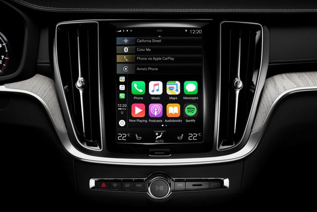 Volvo V60 Cross Country photo 50