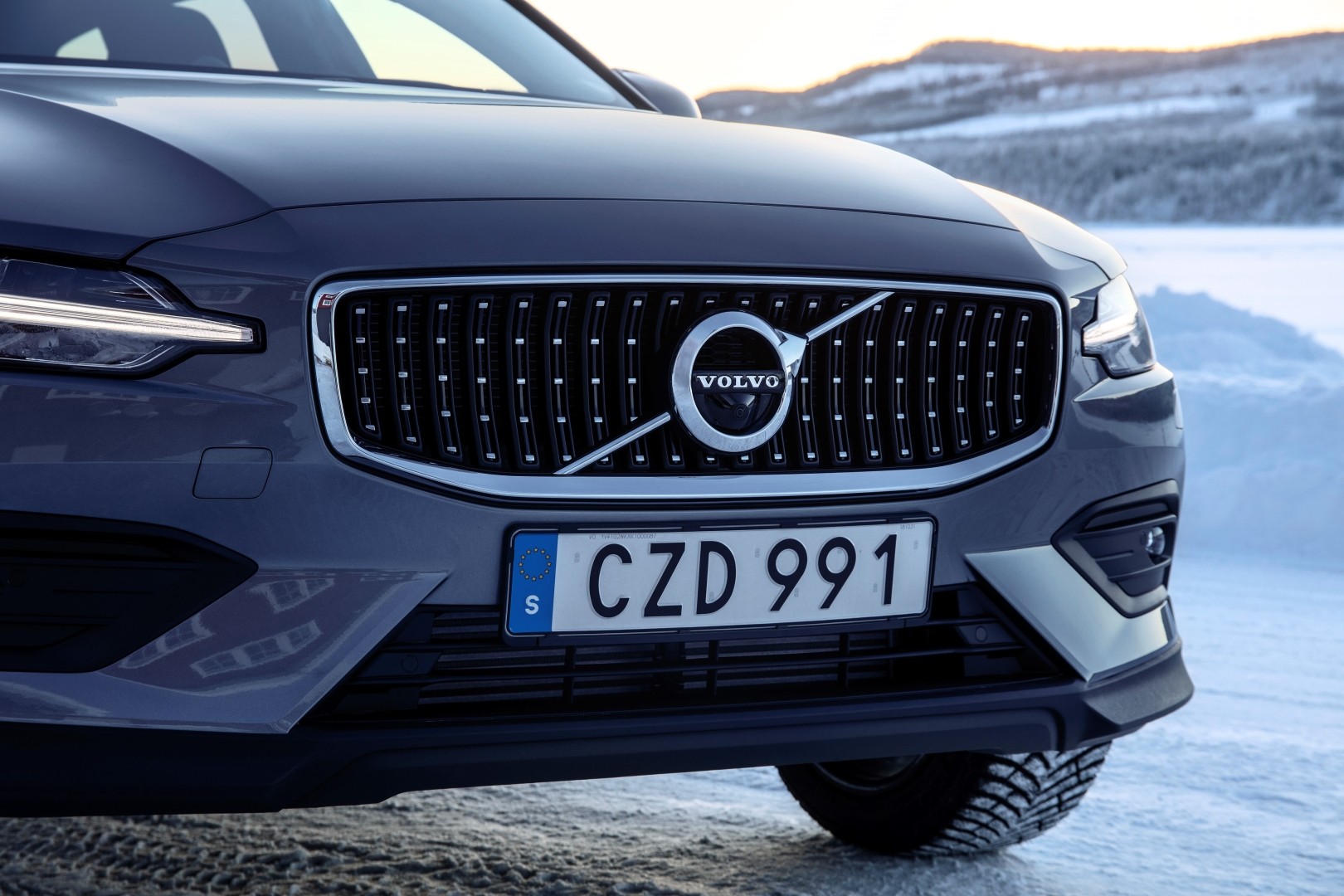 Volvo V60 Cross Country photo 33
