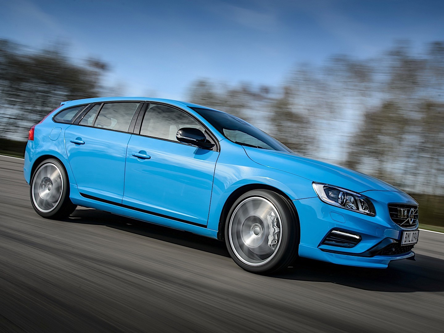 Volvo V60 Polestar photo 20