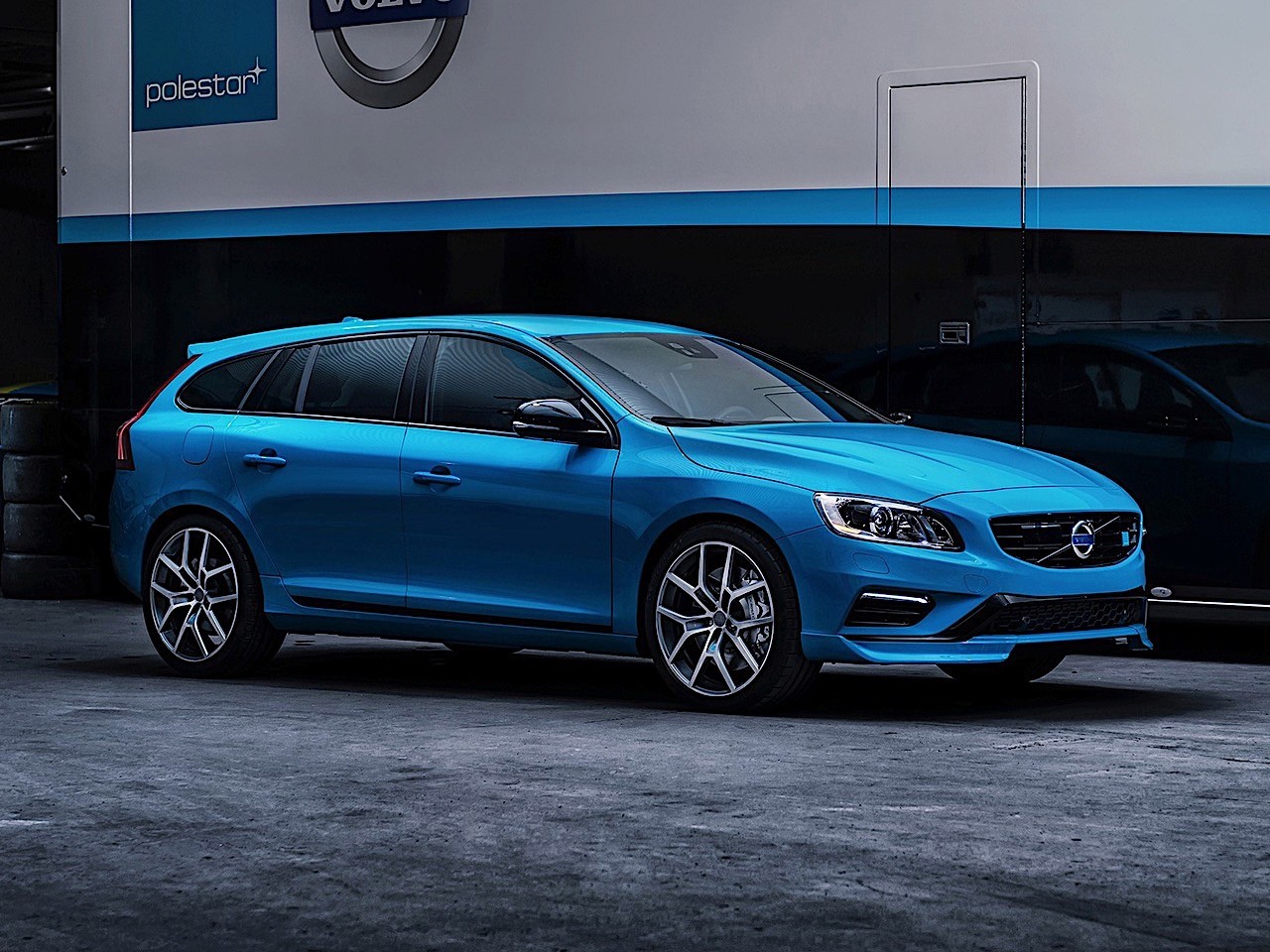 VOLVO V60 Polestar