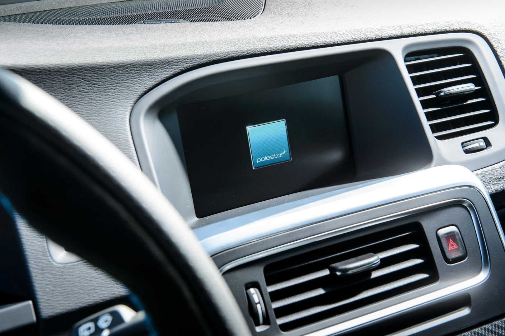 Volvo V60 Polestar photo 50