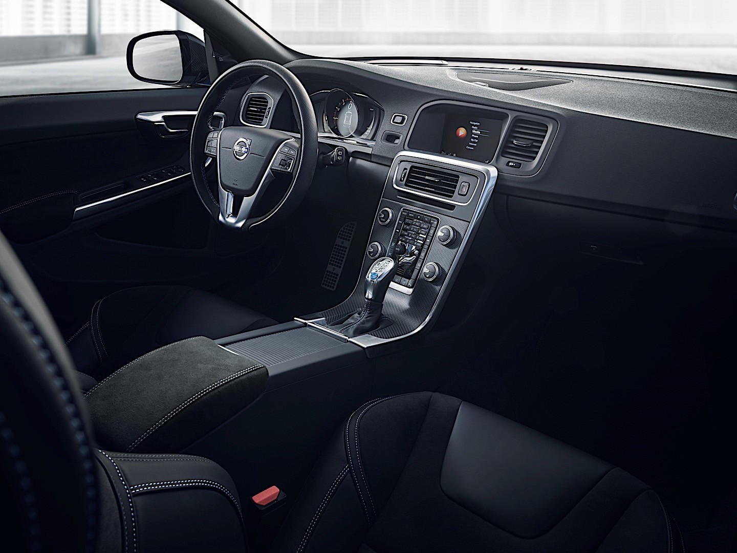 Volvo V60 Polestar photo 19