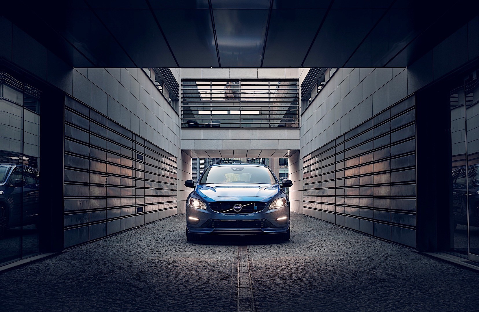 Volvo V60 Polestar photo 2
