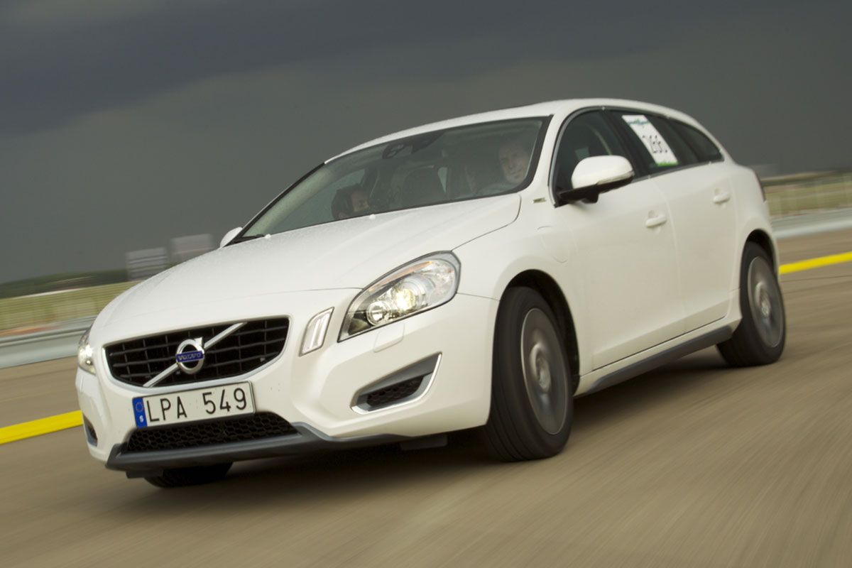 Volvo V60 photo 79