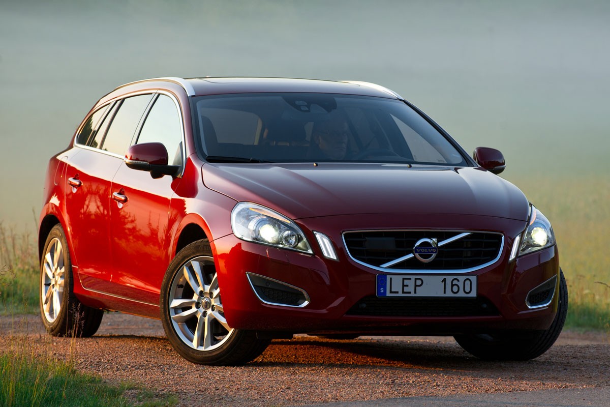 Volvo V60 photo 86