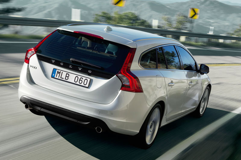 Volvo V60 photo 103