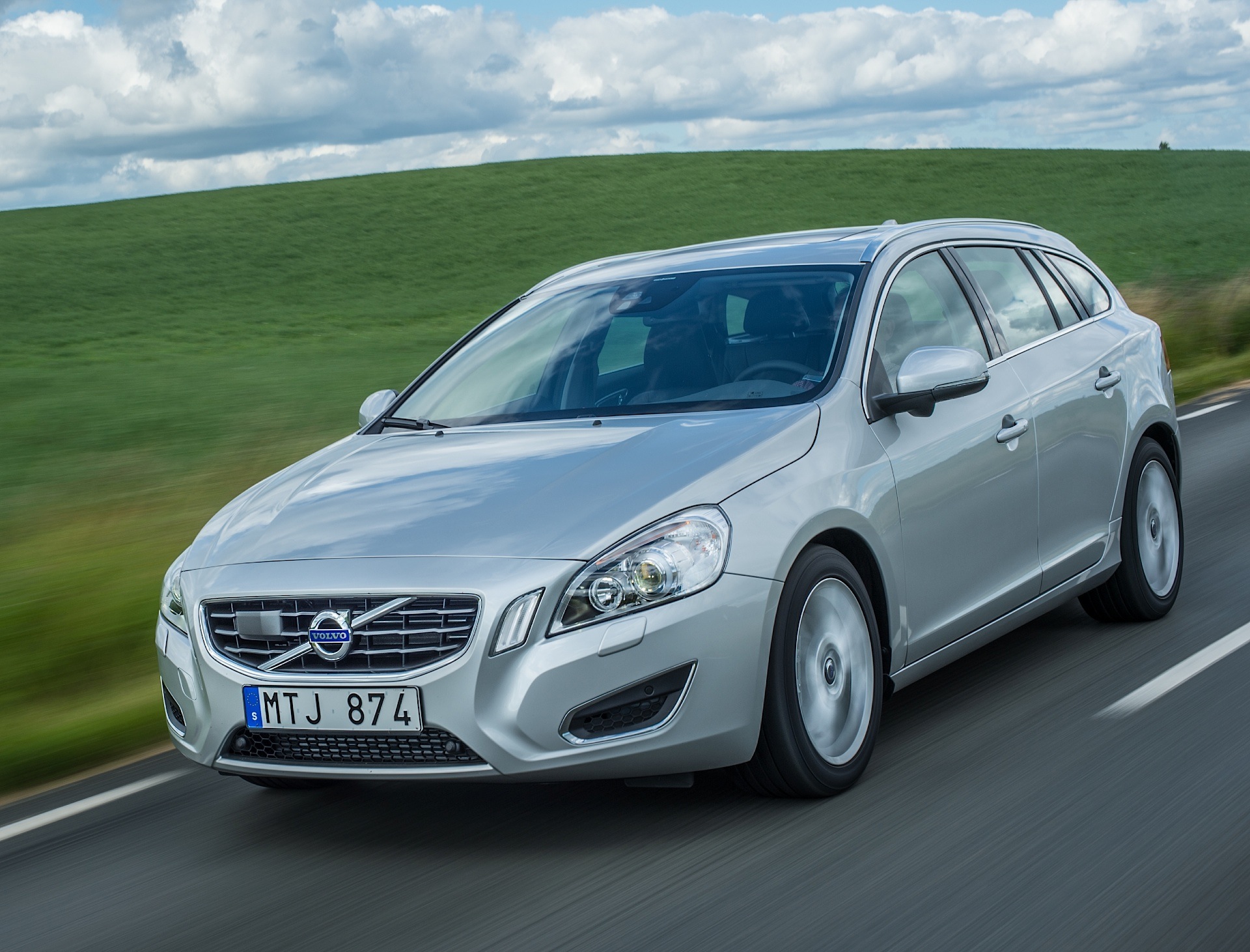 Volvo V60 photo 40
