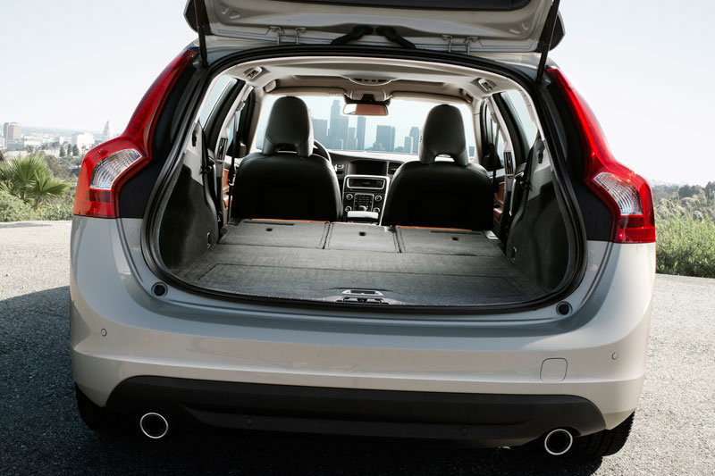 Volvo V60 photo 142