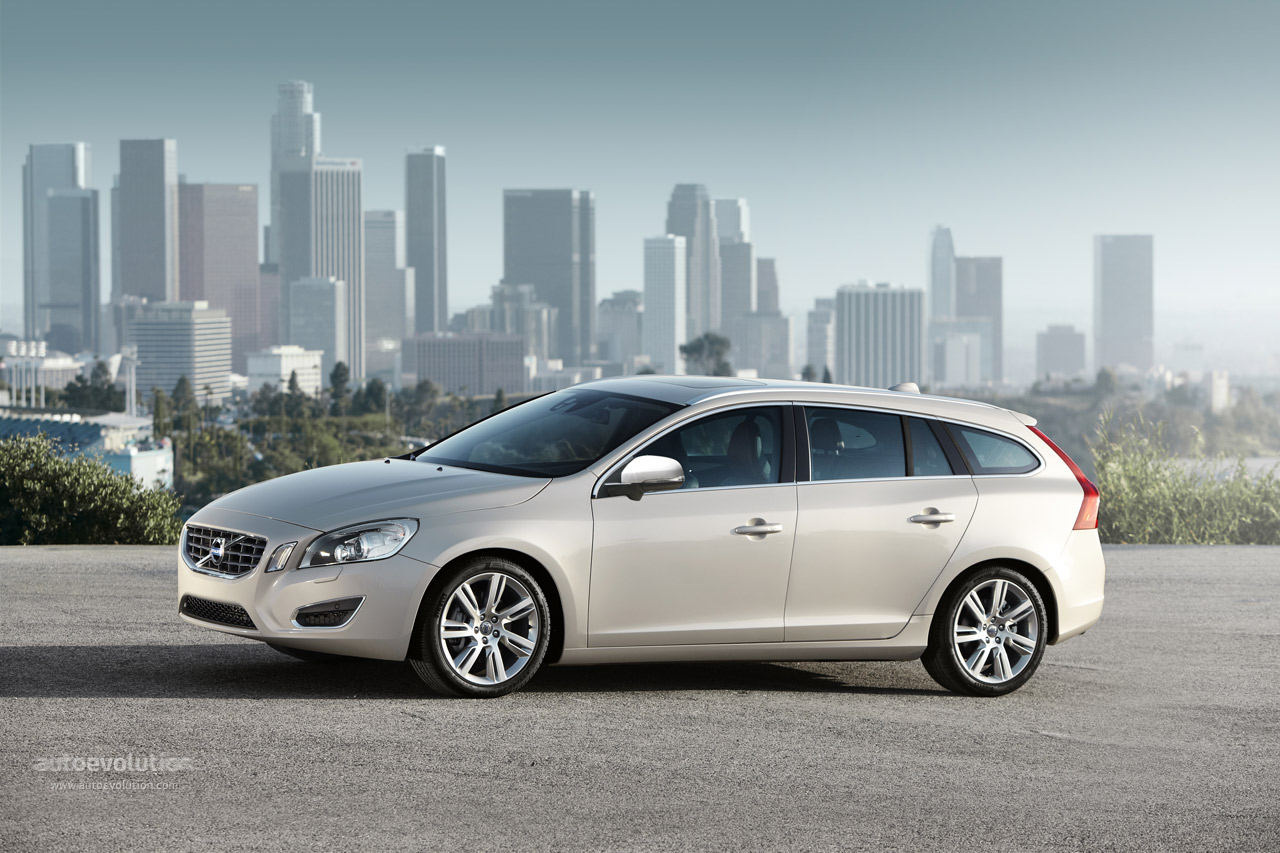 Volvo V60 photo 16