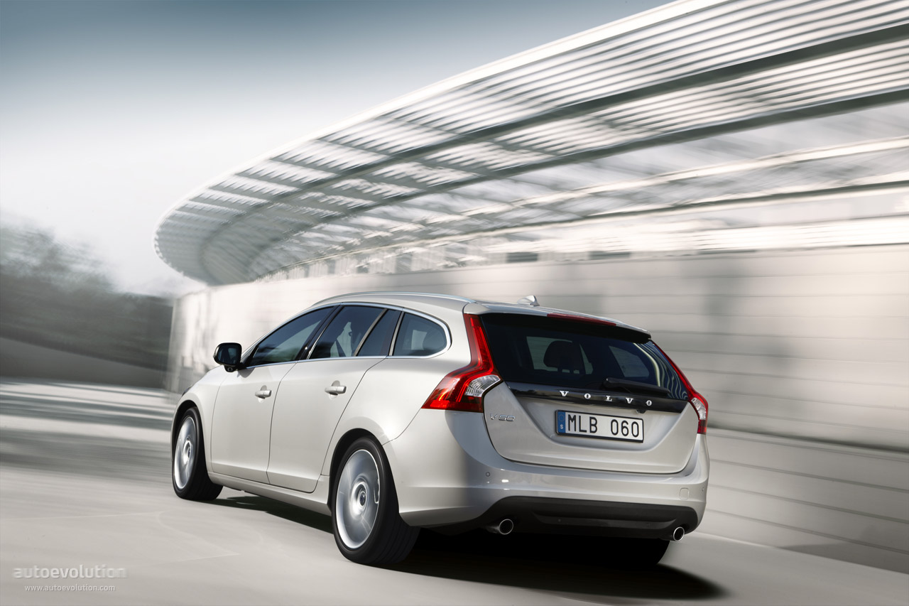 Volvo V60 photo 4