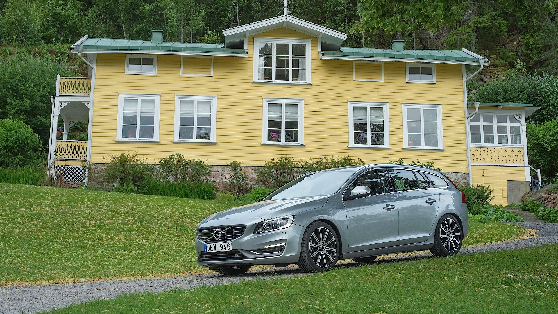 Volvo V60 photo 18