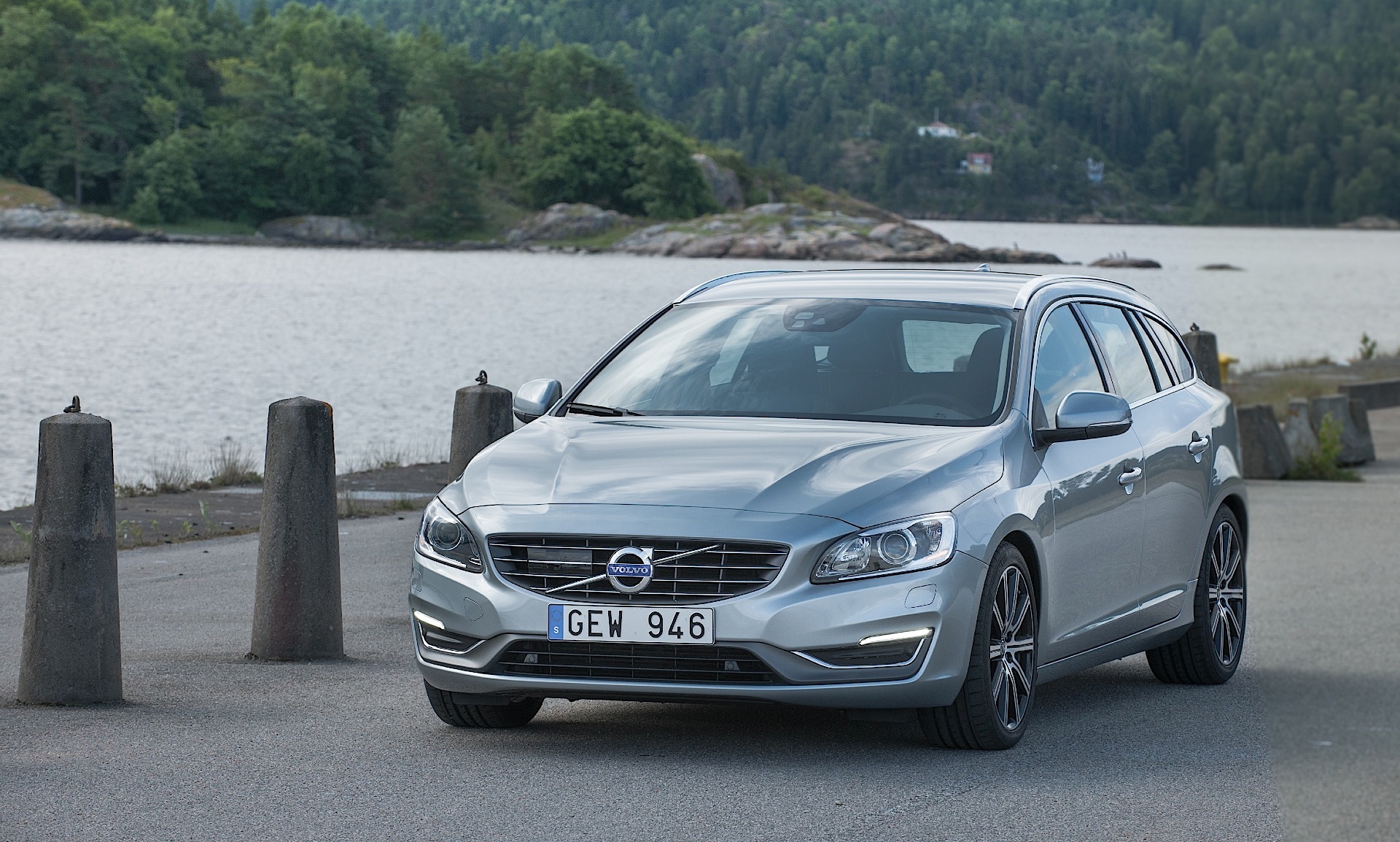 Volvo V60 photo 22