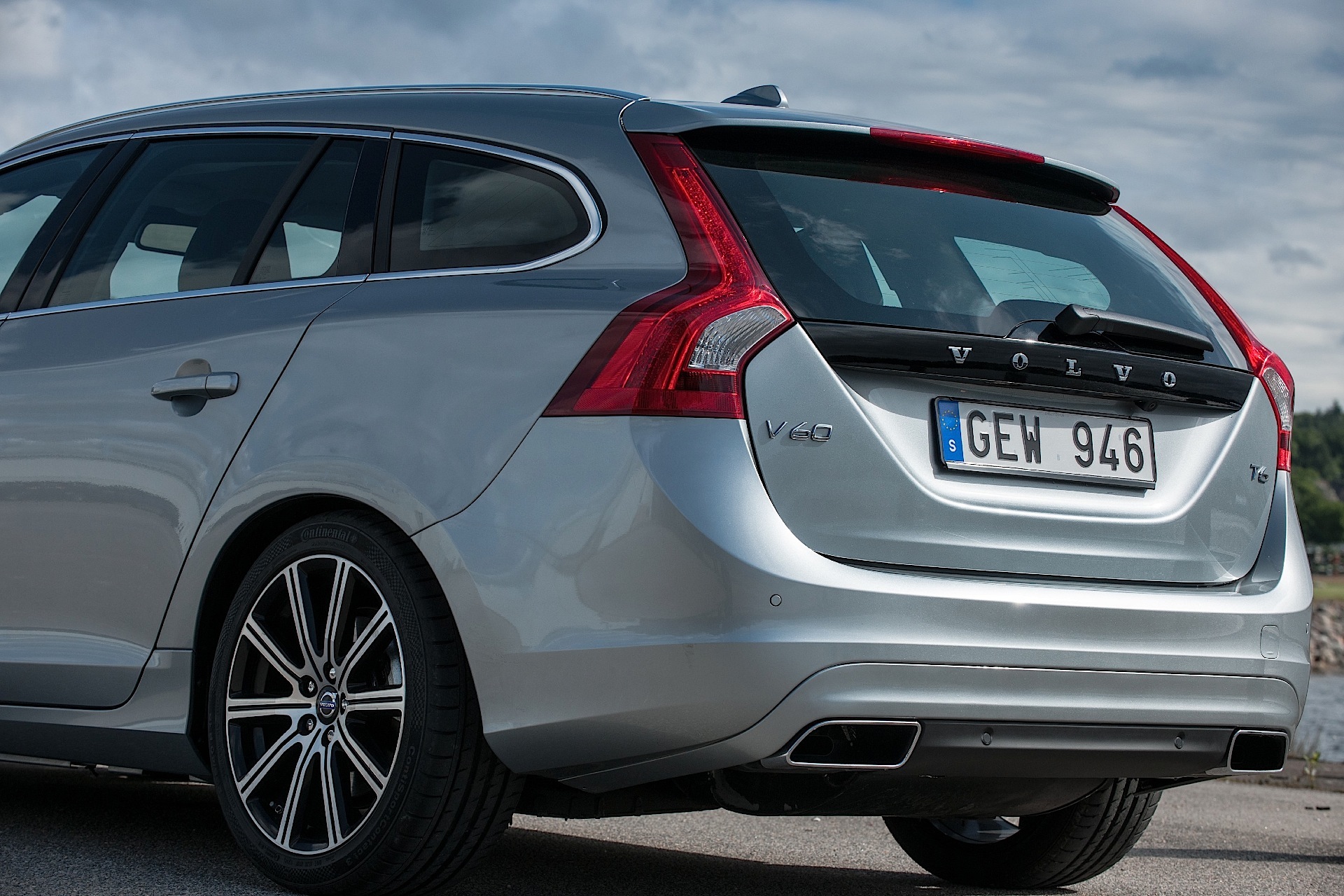 Volvo V60 photo 27