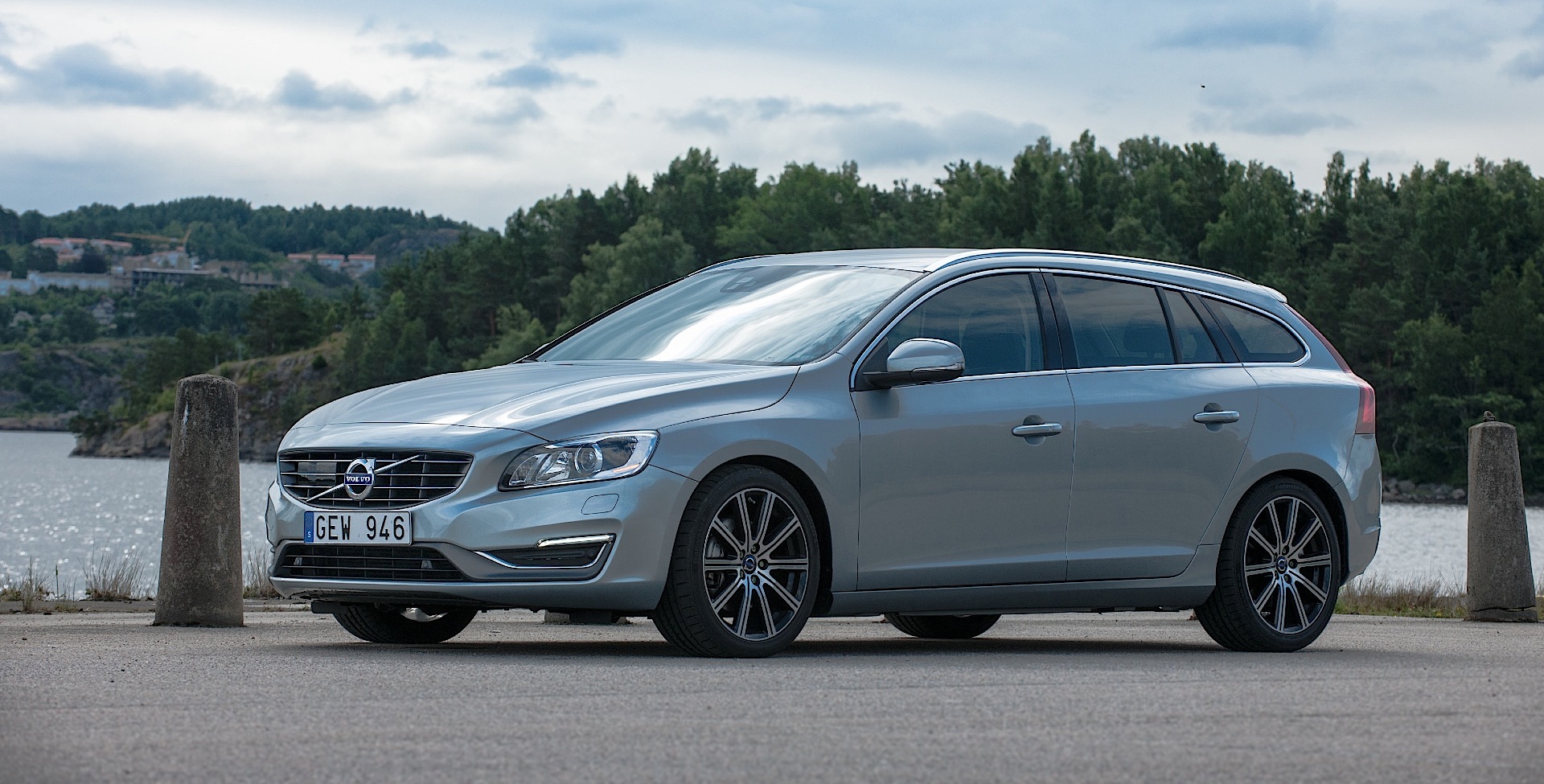 Volvo V60 photo 28