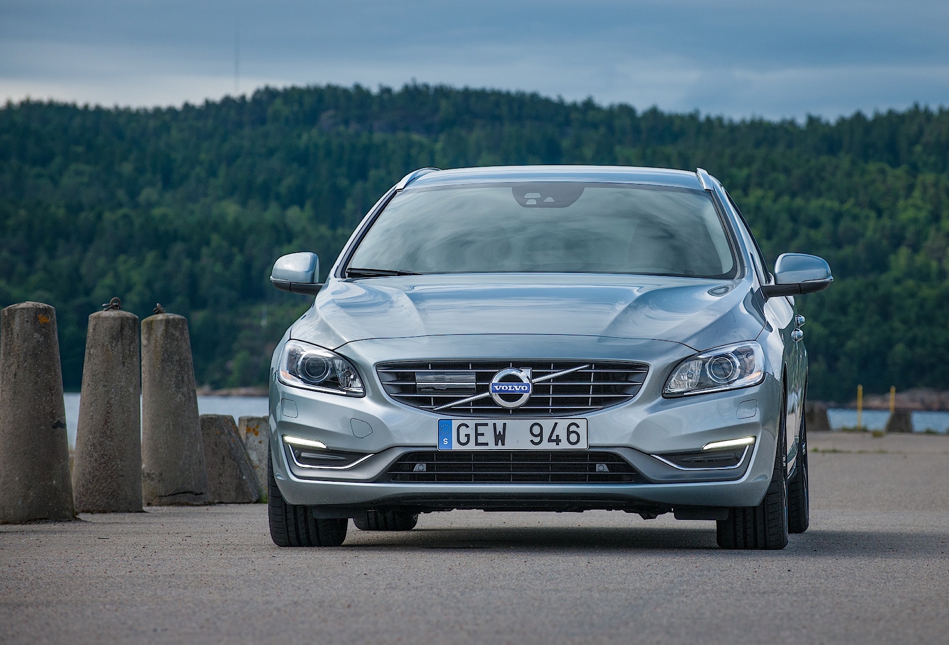 Volvo V60 photo 29