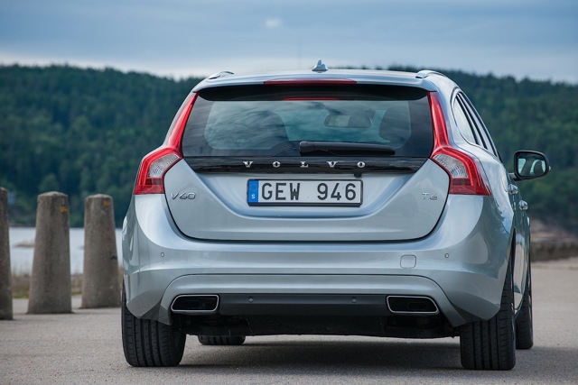 Volvo V60 photo 31