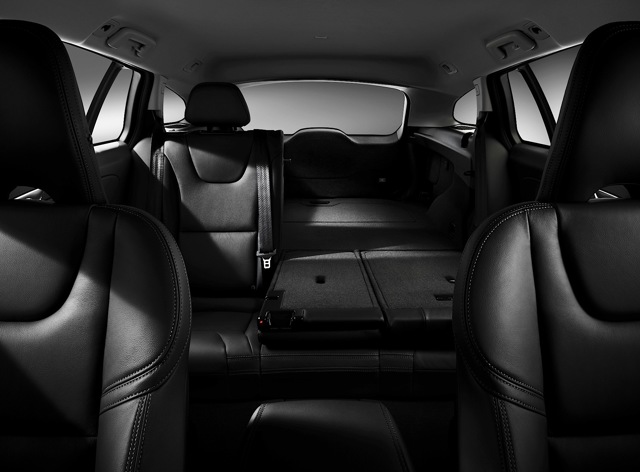 Volvo V60 photo 40