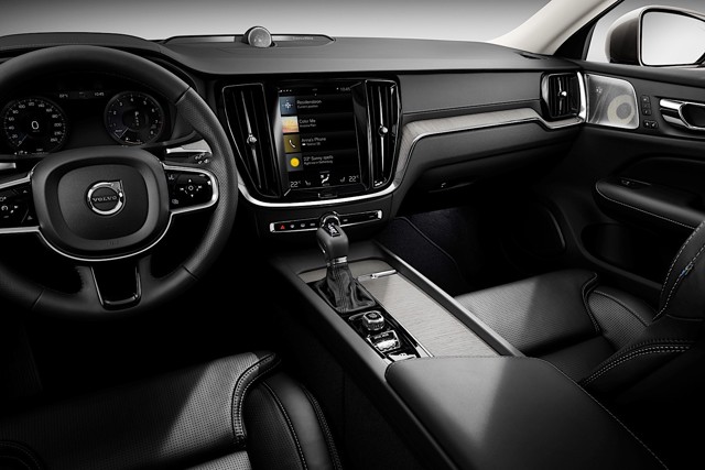 Volvo V60 photo 48