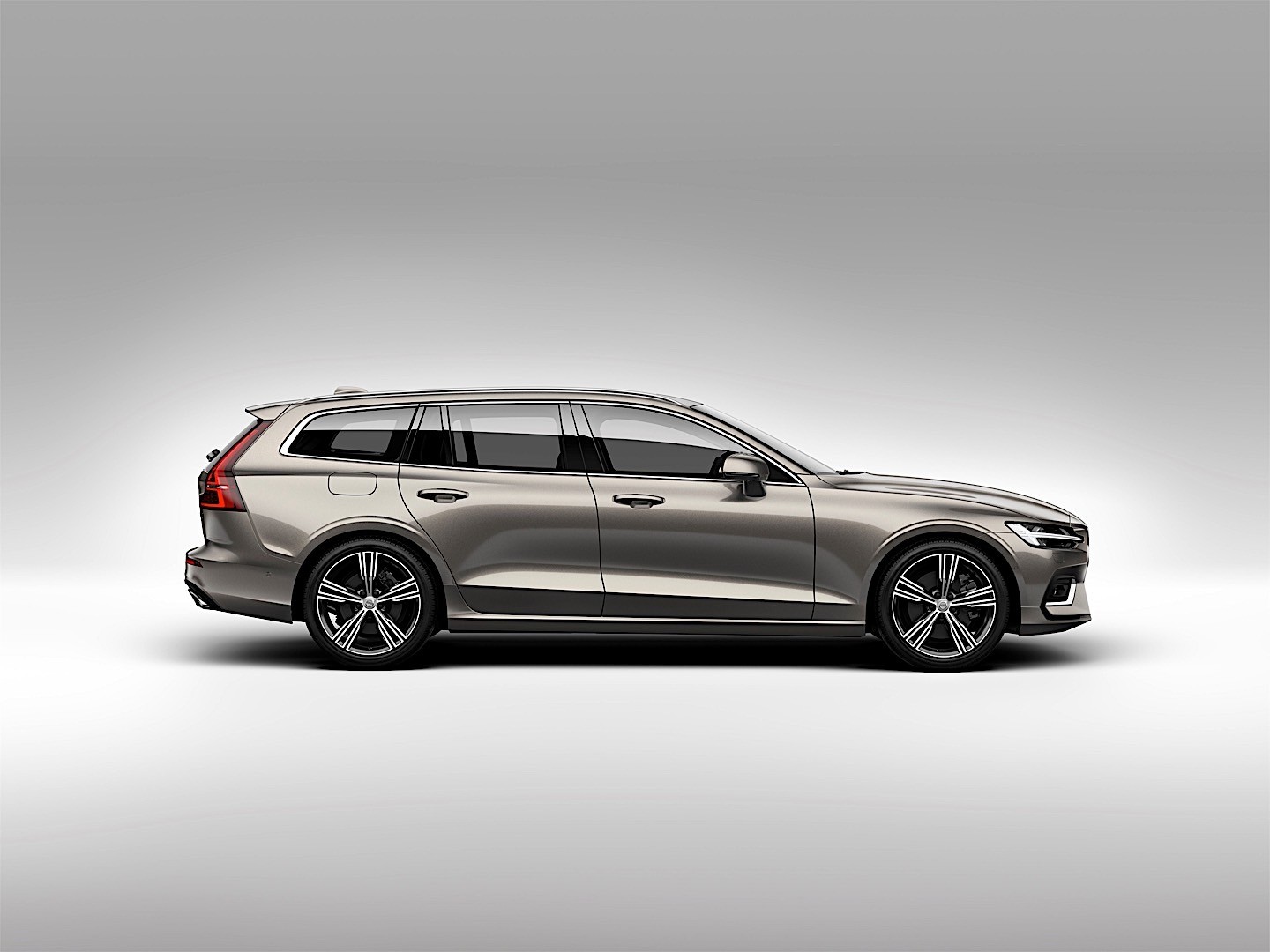 Volvo V60 photo 40