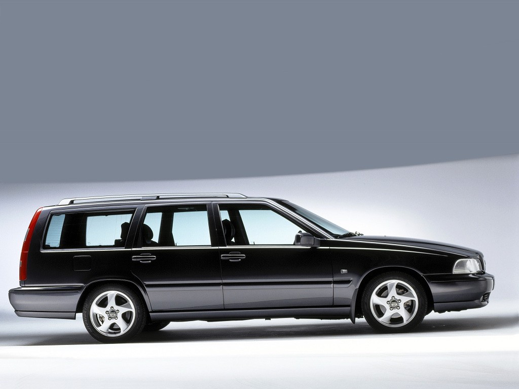 Volvo V70 photo 4