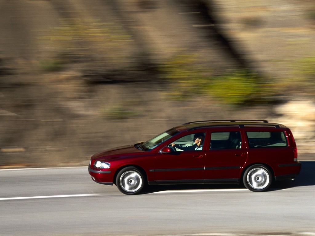 Volvo V70 photo 19