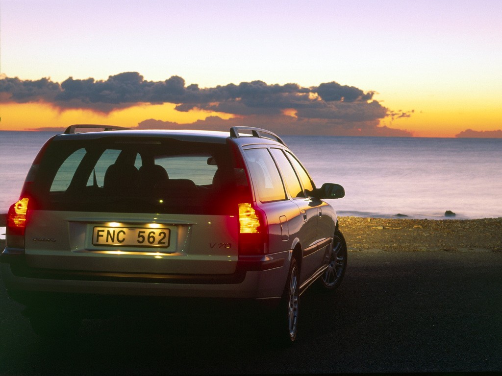 Volvo V70 photo 20