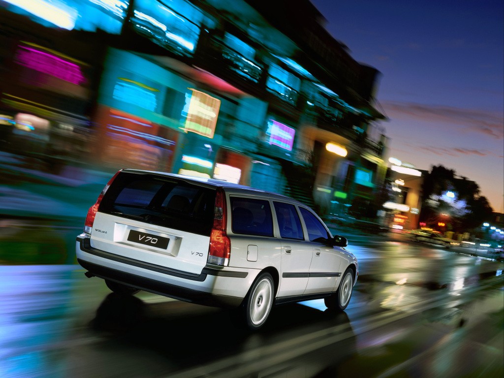 Volvo V70 photo 7