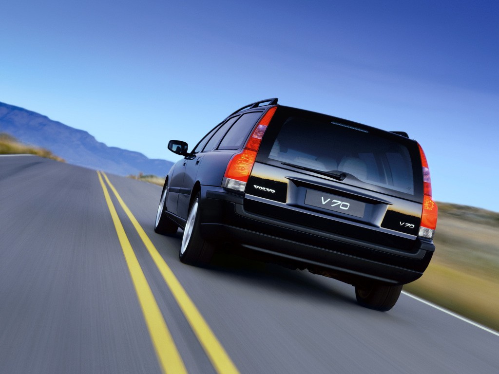 Volvo V70 photo 8