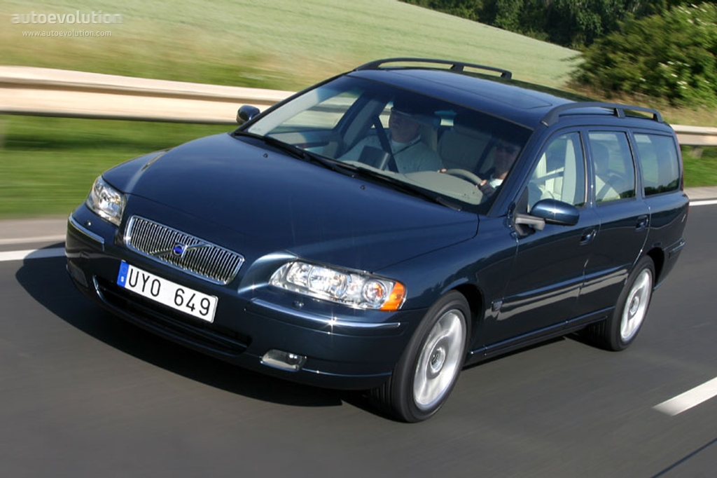 Volvo V70 photo 2