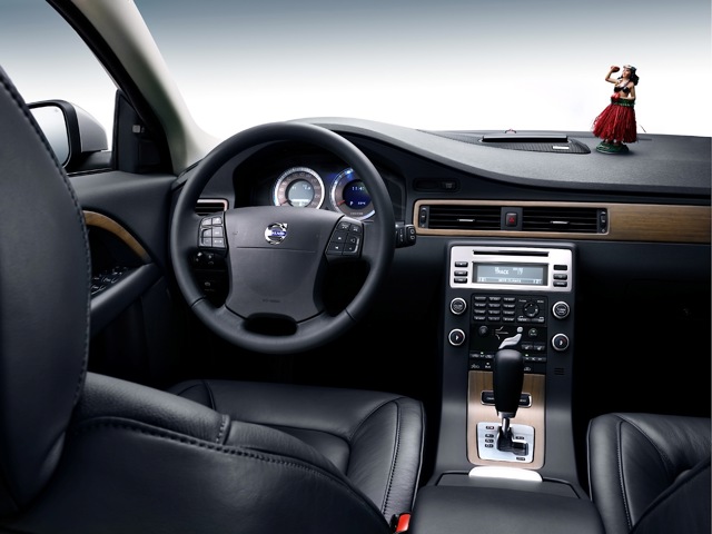 Volvo V70 photo 47