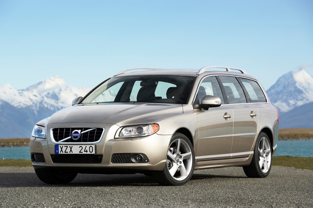 Volvo V70 photo 13