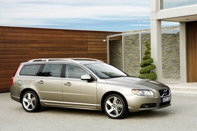 Volvo V70 photo 15