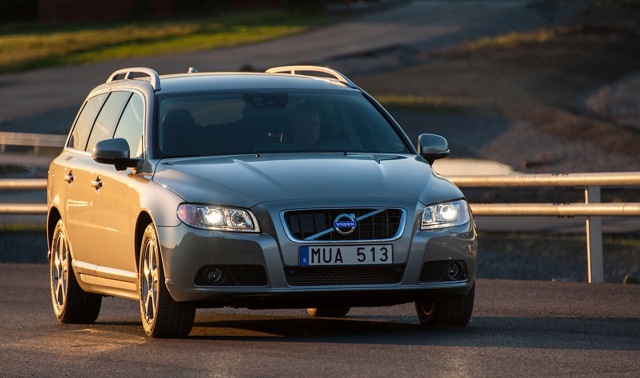 Volvo V70 photo 32