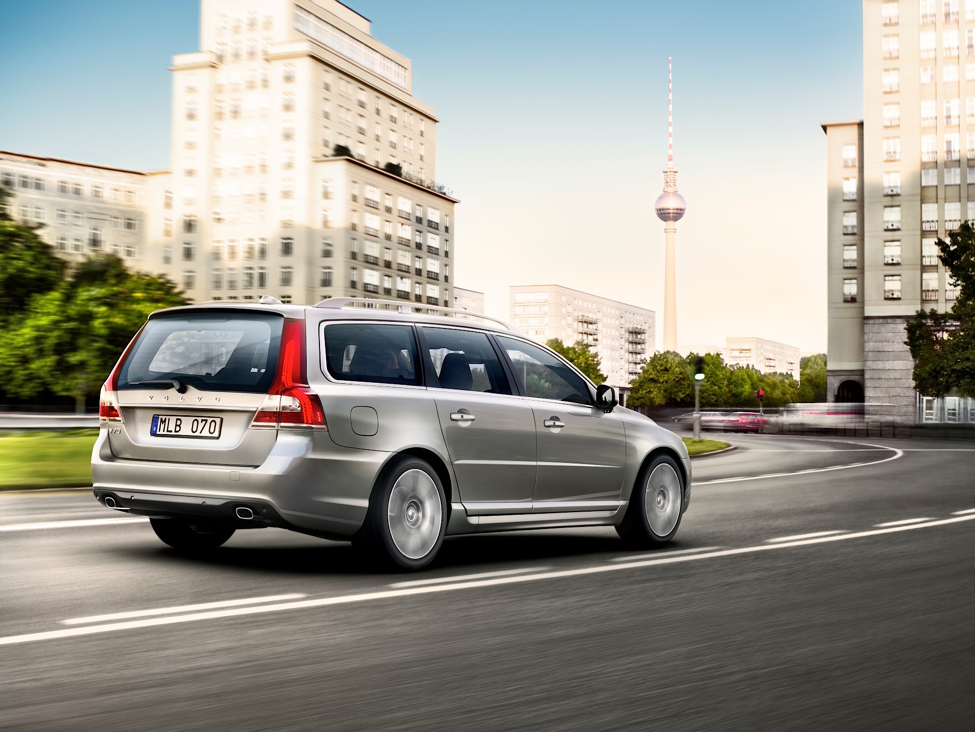Volvo V70 photo 40