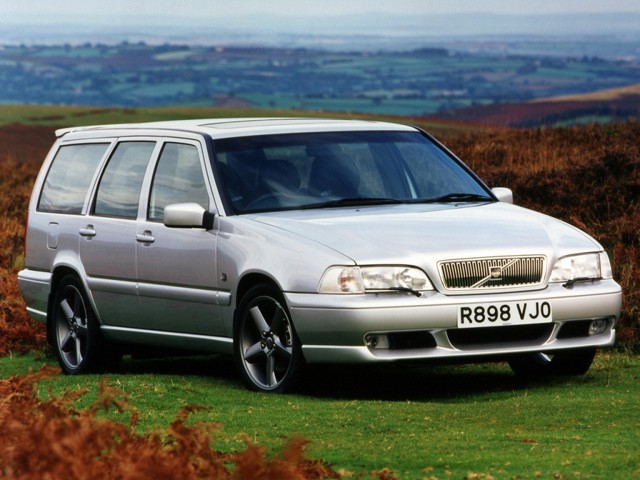 Volvo V70 photo 7