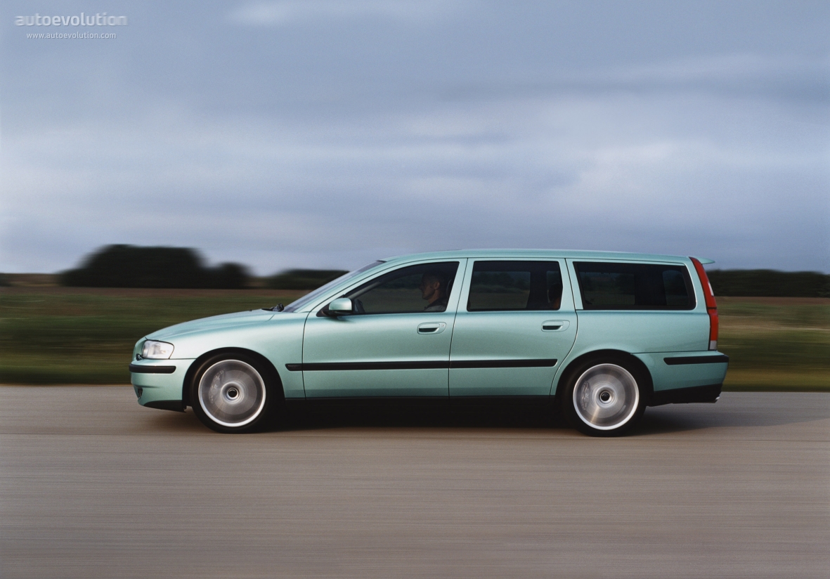 Volvo V70 photo 4