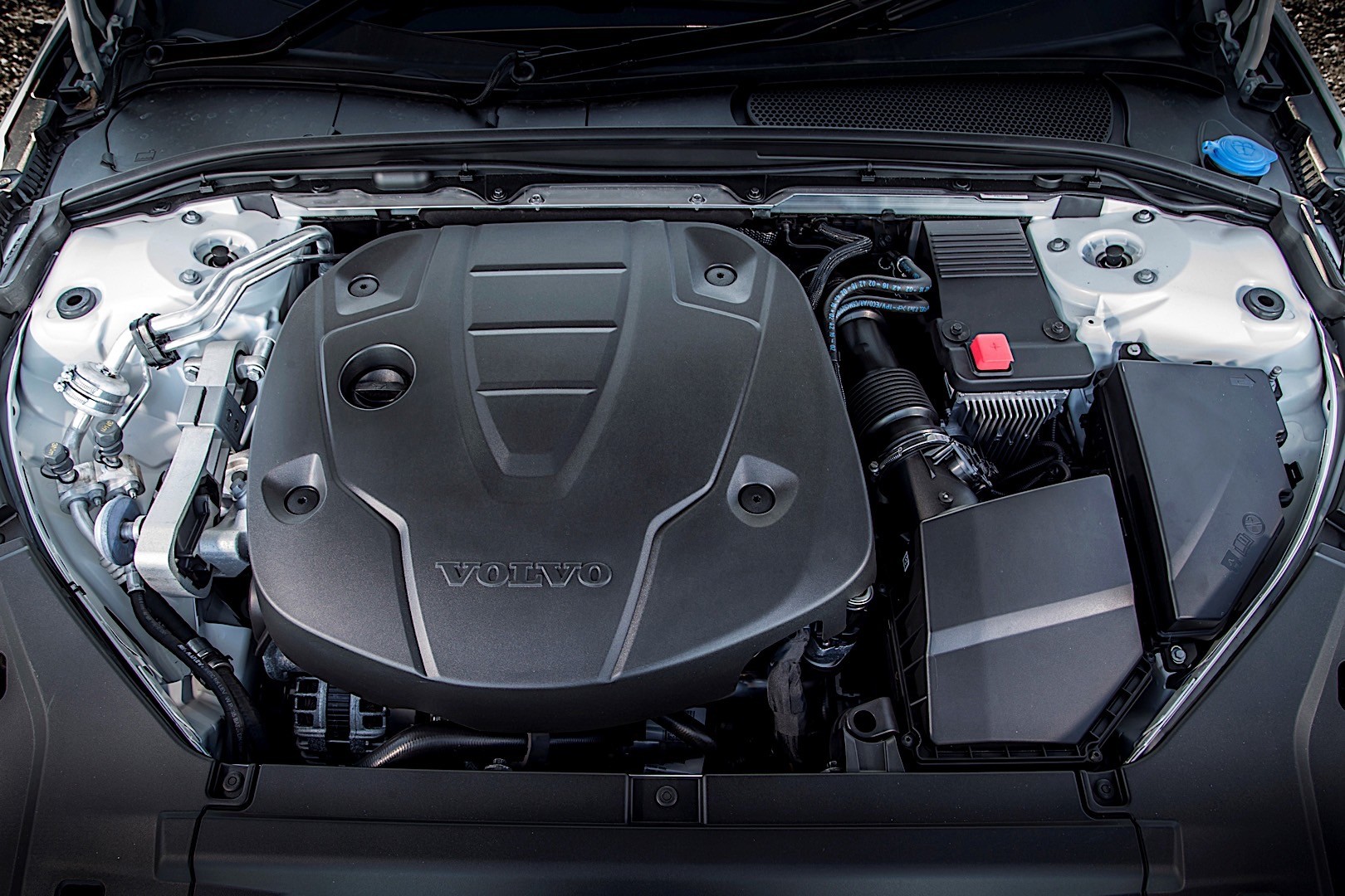 Volvo V90 Cross Country photo 82