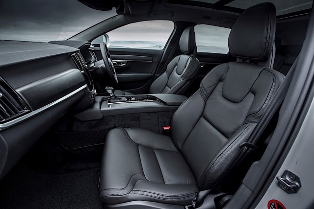 Volvo V90 Cross Country photo 80